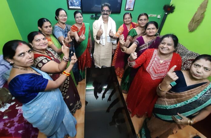 सर्व ब्राह्मण समाज महिला मंच द्वारा शत प्रतिशत मतदान के लिए बैठक संपन्न