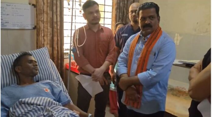 उप मुख्यमंत्री विजय शर्मा ने घायल जवानों से मिलने हॉस्पिटल पहुंचे, हाल-चाल पूछ शीघ्र स्वास्थ्य लाभ की कामना की
