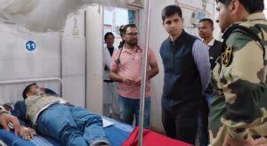 Big news; BSF जवानों से भरी गाड़ी अनियंत्रित होकर पलटी, 4 की हालत गंभीर, 15 जवान घायल, 