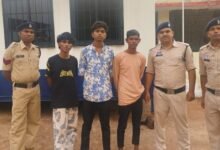 CG Crime : बारात में मोबाइल फोन की बात को लेकर युवक की चाकू मारकर हत्या – 8 आरोपी गिरफ्तार