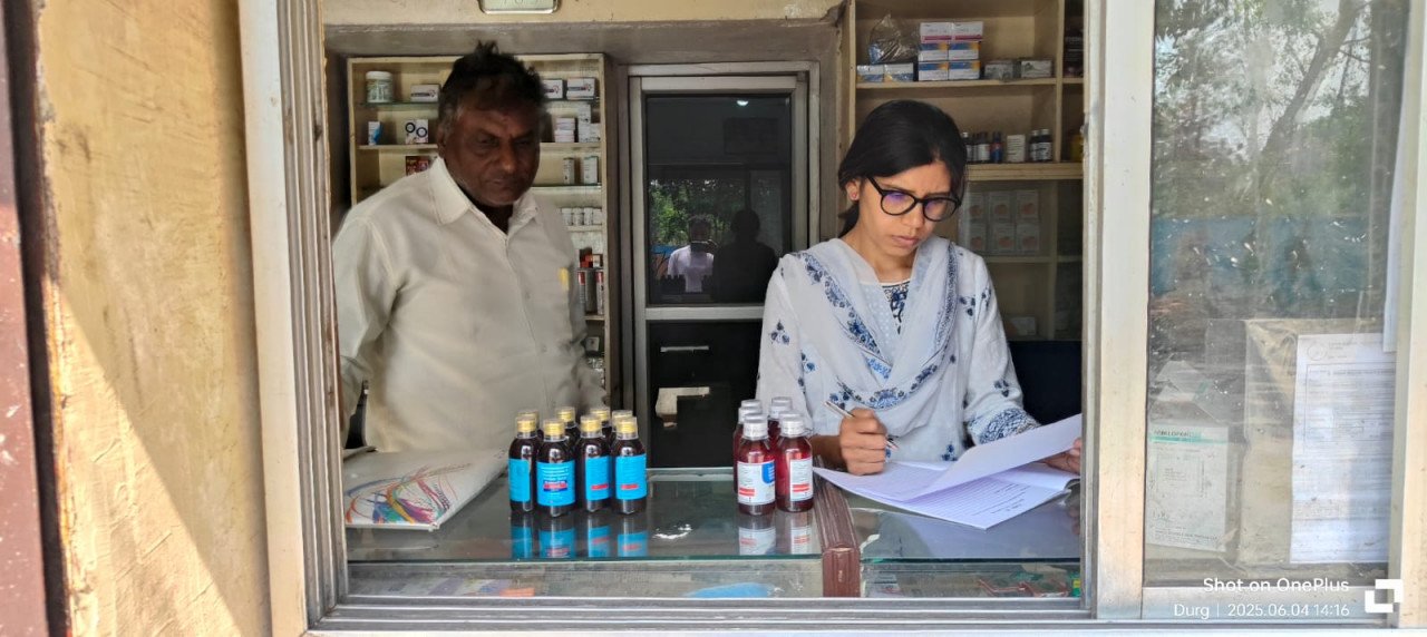 CG News : 25 मेडिकल स्टोरों की अनुज्ञप्ति निलंबित/निरस्त