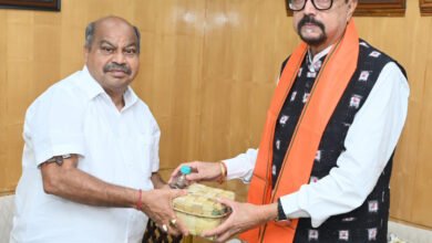 रायपुर@ विधायक पुरन्दर मिश्रा ने राज्यपाल को रथ यात्रा के लिए दिया न्योता