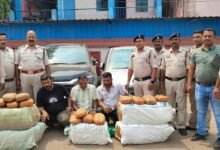 CG Crime : पुलिस की बड़ी कामयाबी, दो कारों से 105 किलो गांजा जब्त, तीन तस्कर गिरफ्तार, कुल 44.85 लाख की जप्ती