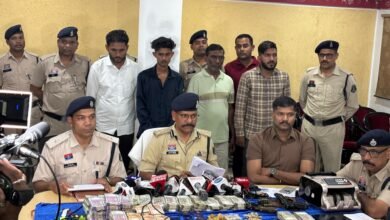रायपुर क्राइम : रौनक ज्वेलर्स से सोने की चैन लूटने वाले 4 अंतर्राज्यीय आरोपी गिरफ्तार, महाराष्ट्र से पकड़े गए