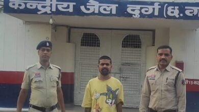CG Crime : शराब के लिए पैसे नही दिये तो एक्टिवा लूट कर भागा, एक आरोपी गिरफ्तार, दो फरार
