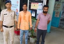 रायपुर ब्रेकिंग : तोमर बंधुओं के वसूलीबाज पुलिस की गिरफ्त में, अवैध वसूली की करोड़ो रूपये का हिसाब-किताब हुआ प्राप्त