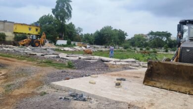 रायपुर : 2 एकड़ निजी भूमि पर की जा रही अवैध प्लाटिंग पर निगम ने लगाई रोक