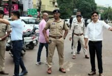 Raipur News : हाई सिक्योरिटी नम्बर प्लेट (HSRP) नहीं लगाने वाले वाहन चालकों पर रायपुर पुलिस एवं परिवहन विभाग की संयुक्त  अभियान कार्यवाही 