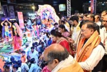 Raipur News : झांकियां देखने रायपुर में उमड़ा जनसैलाब,