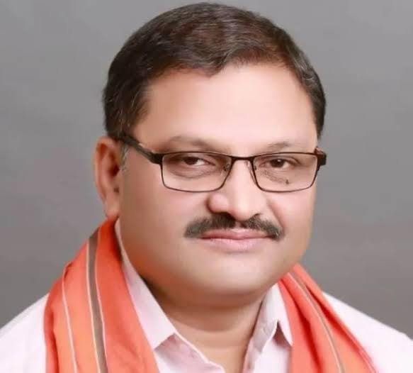 नए भारत के नए युग की शुरुआत : संतोष पांडेय