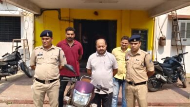 Raipur Breaking : बीरगांव में मितानिन के घर विस्फोटक सामग्री रखने वाला आरोपी गिरफ्तार, बम से खुद को उड़ाने की तैयारी में था