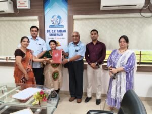 दौलत राम शर्मा शासकीय स्नातकोत्तर महाविद्यालय कसडोल की शिक्षिका वंदना वाधवानी को पीएचडी की उपाधि