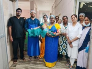 कसडोल सामुदायिक स्वास्थ्य केंद्र में सफल सिजेरियन प्रसव दो महिलाओं ने स्वस्थ शिशुओं को दिया जन्म