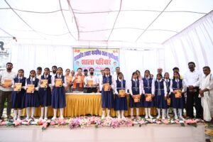 ग्राम सुखीपाल में निःशुल्क सरस्वती सायकल वितरण समारोह संपन्न, विधायक डॉ. संपत अग्रवाल ने छात्राओं को सौंपी सायकिल