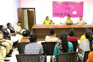 आयोग की समझाईश पर अनावेदक देगा आवेदिका को 1500 रू. प्रतिमाह भरण-पोषण