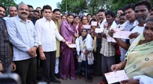 सरकार बाढ़ प्रभावित परिवार को करेगी हरसंभव मदद- राजस्व मंत्री टंक राम वर्मा