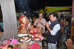 गांधी जी व्यक्ति नहीं, बल्कि सत्य और अहिंसा का अमर विचार: विधायक डॉ. संपत अग्रवाल