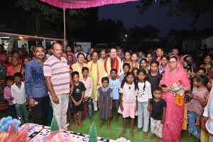 विधायक डॉ. संपत अग्रवाल ने कुदारीबाहरा को दी विकास की सौगात,5 लाख की लागत से निर्मित सामुदायिक भवन का किया लोकार्पण